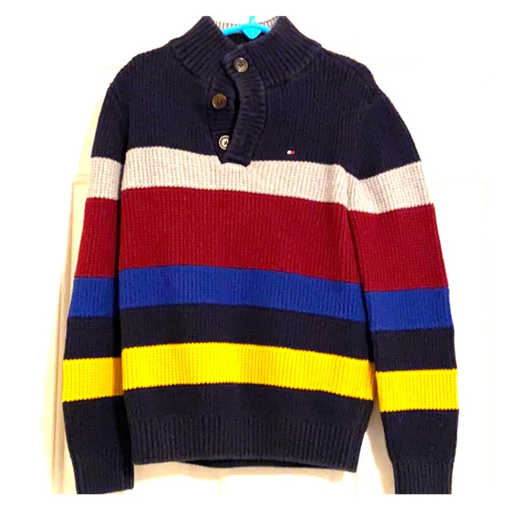 TH sweater